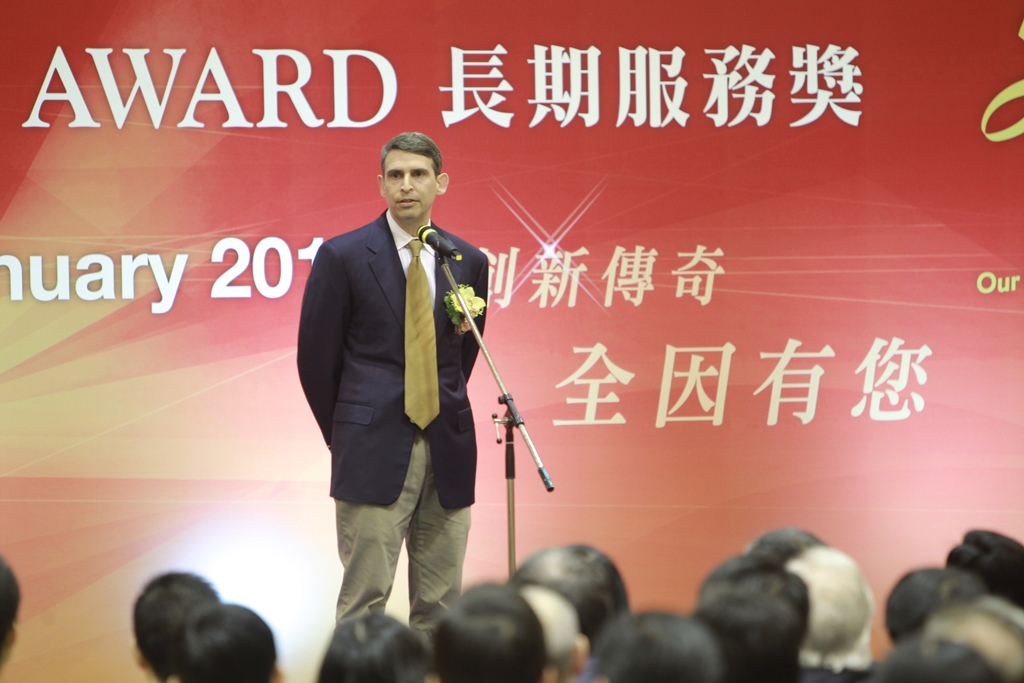 歐 德 孟 教 授 分 享 在 科 大 工 作 二 十 年 的 體 驗。	