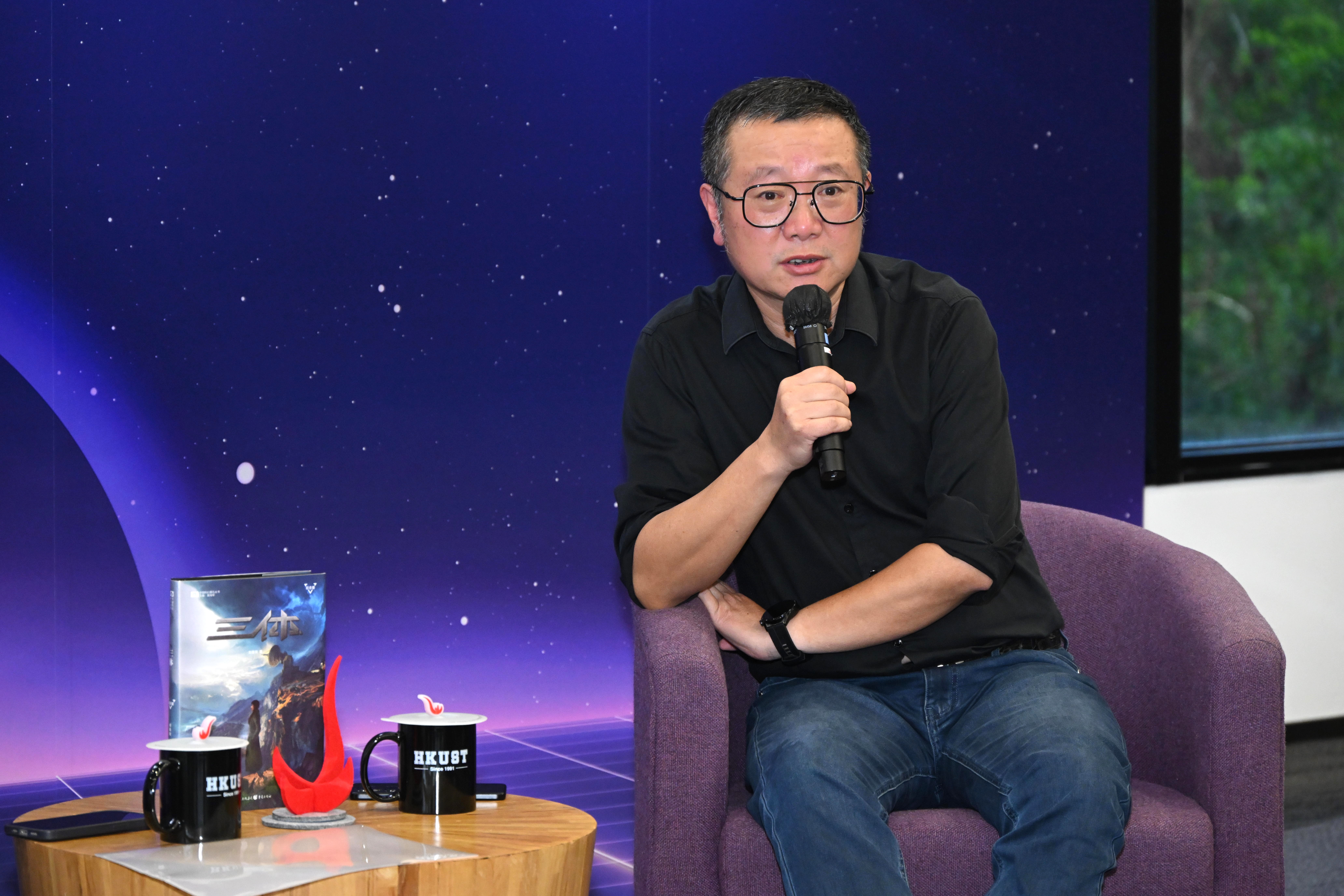 Mr. LIU Cixin delivered a riveting book talk at the Lee Shau Kee Library, immersing students in the world of science fiction.