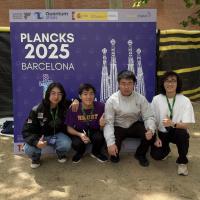 Mingrui ZHOU (PHYS) , Yuchen QIAN (PHYS), Hengjian LI (PHYS), and Yifan LIU (ECE)